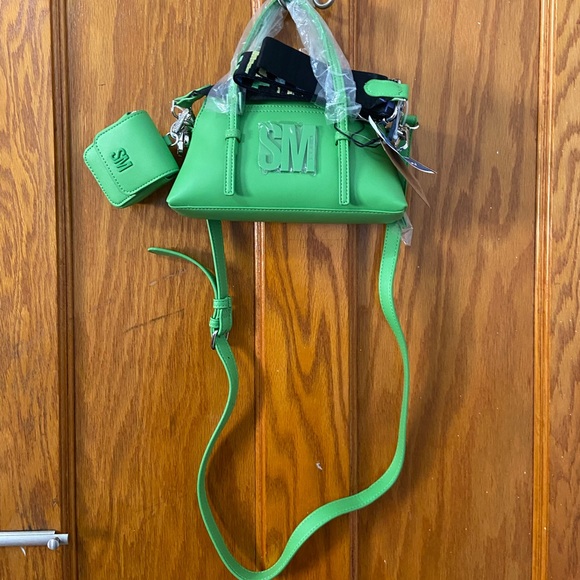 Steve Madden Green Flare Crossbody Handbag NWT - Picture 3 of 5
